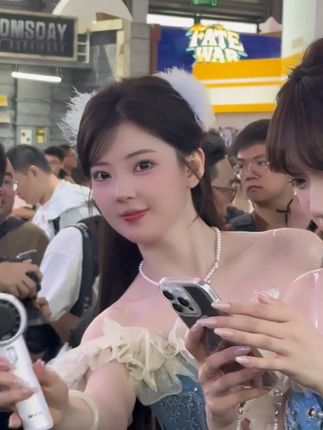 #甜美可爱 #高颜值美女 #肤白貌美 @春晓💗