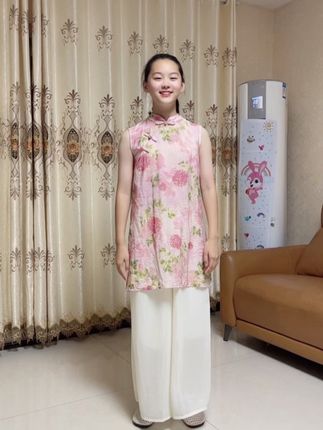 家有女儿的,一定要穿一次国风连衣裙,真的是太美啦#高品质童装#女童夏季套装#国风套装穿搭