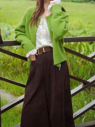 秋季新款百搭蕾丝上衣针织开衫休闲裤三件套装 #韩系穿搭 #许妍穿搭我先学了 #早秋叠穿万能公式来了 #让打底衫外穿也不基础 #秋冬都市硬核穿搭