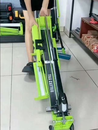 #瓷砖切割机 #贴砖贴砖 #瓷砖手推刀 #陶瓷切割机 #瓦工工具
