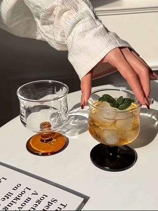 日常泡咖啡、喝果汁都超合适,放在家里随手一拍就是ins风大片~#高脚杯#杯子#矮脚杯 #小众杯子 #玻璃杯