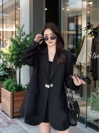 网红一粒扣卡扣小西装外套女宽松2025春秋韩版休闲中长款黑色西服#高级感穿搭 #潮流时尚穿搭 #女神穿搭 #外套穿搭 #今日穿搭