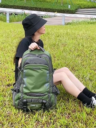 #旅行双肩包 #登山包 #电脑包 #大容量双肩包 #背包