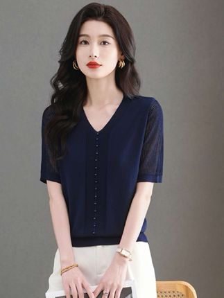 #镂空短袖v领 #女士夏装新 #2025女装款 #薄款冰丝衣 #洋气上衣女