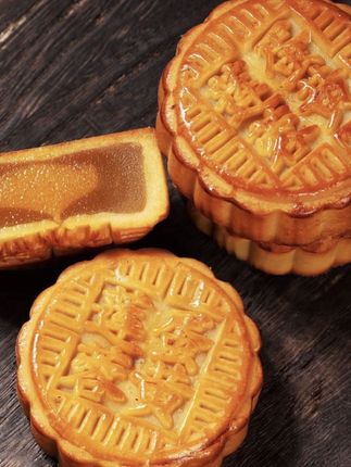 【工厂直销】100g广式莲蓉蛋黄豆沙蛋黄中秋月饼糕点点心零食批发#月饼 #广式月饼 #糕点美食 #中式糕点 #零食推荐