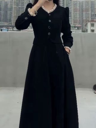 法式名媛风a字连衣裙女初秋新款高级感气质收腰显瘦假两件小黑裙 #名媛风穿搭 #秋款穿搭 #收腰显瘦女装#爆款热卖中