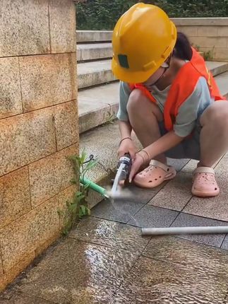 水管套丝器板牙,6扳手工具,4分ppr塑料管自来管手动扳手#五金工具 #实用好物 #实用工具 #水管套丝扳手
