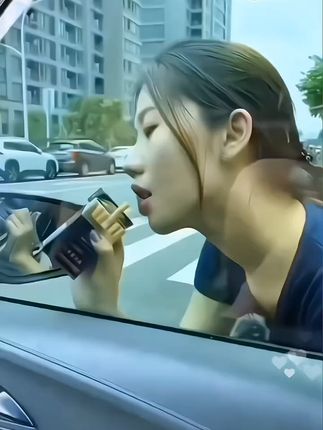 #充电烟盒打火机一体#防风大容量20支装#翻盖抗压防潮创意定制#好东西一起分享 @DOU+小助手