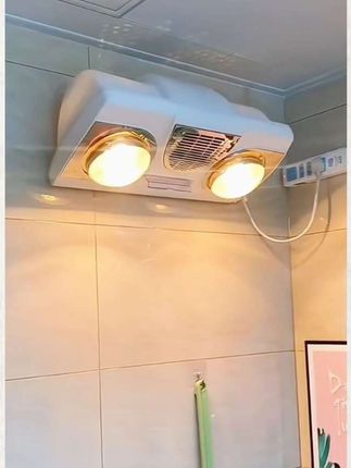 有了它洗澡不怕冷了,#风暖浴霸#灯暖浴霸#浴霸#取暖