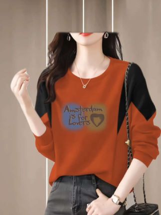 🔥姐妹们快看!今秋C位T恤非它莫属!啄木鸟纯棉短袖T恤全新来袭~精选优质纯棉面料,触感柔软亲肤,透气不闷汗,能时刻保持清爽!韩版宽松版型超贴心,巧妙遮肉显瘦,梨形、微胖身材都能轻松驾驭,穿出慵懒随性的高级感!   多色可选的简约设计,无论是搭配牛仔裤、半身裙,还是休闲裤,都能轻松打造出不同风格,通勤约会逛街全适配!时尚小细节点缀,尽显独特魅力,轻松成为人群焦点。百搭又时髦,闭眼入不踩雷 #面料柔软舒适胖瘦都能穿 #不挑年龄不挑身材 #谁穿谁好看 #经济实惠价格不贵