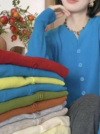 #轻奢女装 #女人味 #穿衣 #强烈推荐 【运费险+现货】安迪绒秋季新款外套针织衫百搭显瘦宽松休闲上衣#服装创业