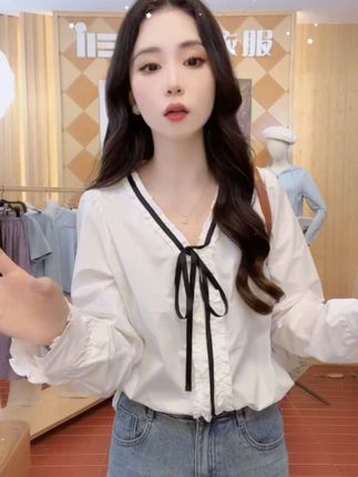 爱依服秋季新款衬衫#秋季穿搭#秋季新款衬衫#爱衣服秋季衬衫 #甜美穿搭 #衬衫