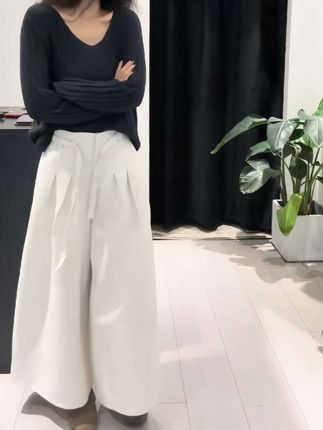 #每日穿衣分享   #跟电子闺蜜晒红人秋日穿搭 #说好的随便穿穿去看秀 #孟子义芭比粉版莎士比哑 #说好的随便穿穿呢