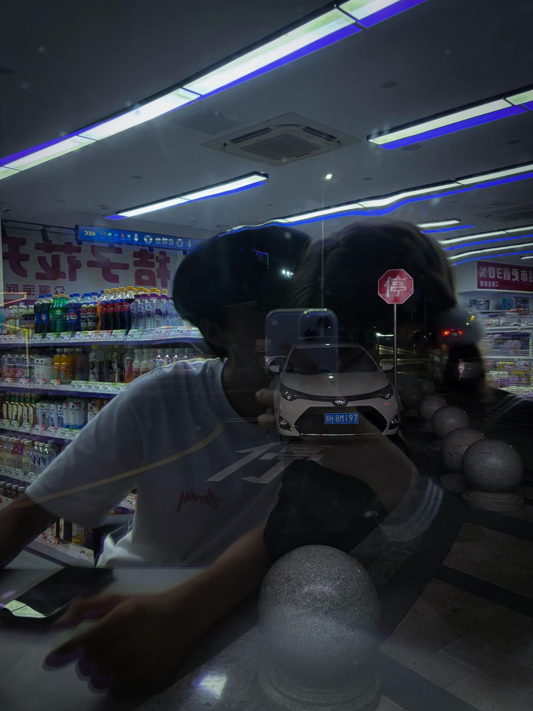 一个人确实很好 但身边有个懂我的你更好 #cleanfit #水手服 #情侣 #对镜拍