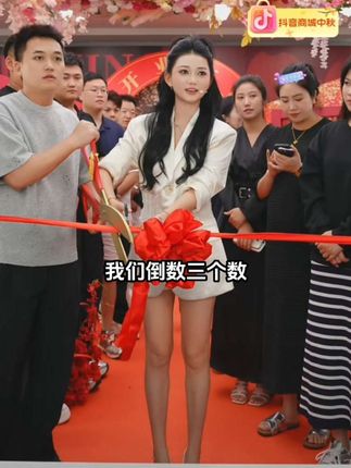 牙刷,家家户户必囤,9.99到手15支牙刷+1个杯,100根牙线,太划算了闭眼入!