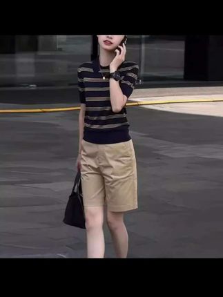 巨好看穿搭一整套夏季新款时尚休闲职业藏青色条纹短袖短裤套装女#新款时尚女装 #短袖短裤套装