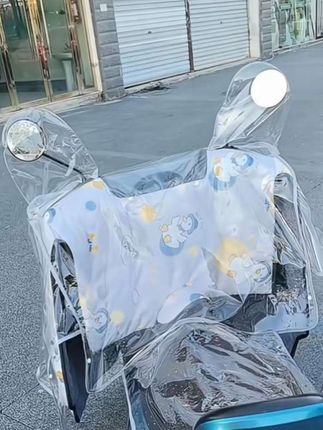 电动车摩托车通用保护罩!加厚材质遮雨防晒,还能护住车头仪表盘中控,给爱车全方位防护!#电动车挡风 #挡风被 #挡风神器 #户外用品 #电动车车头罩