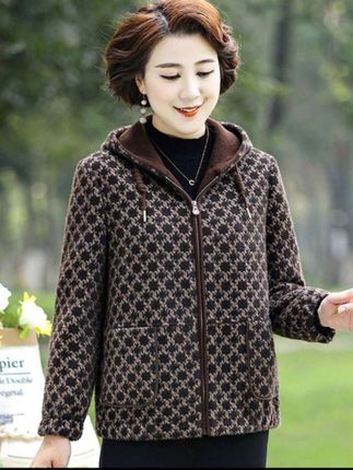 中老年女装2025春季新款外套宽松显瘦保暖妈妈装上衣#显瘦遮肉 #高端大气 #洋气上档次 #品质女装 #洋气减龄