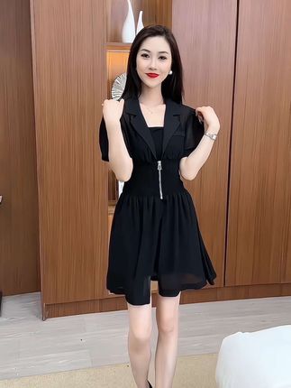 #高端大气 #谁穿谁好看#穿出女人味