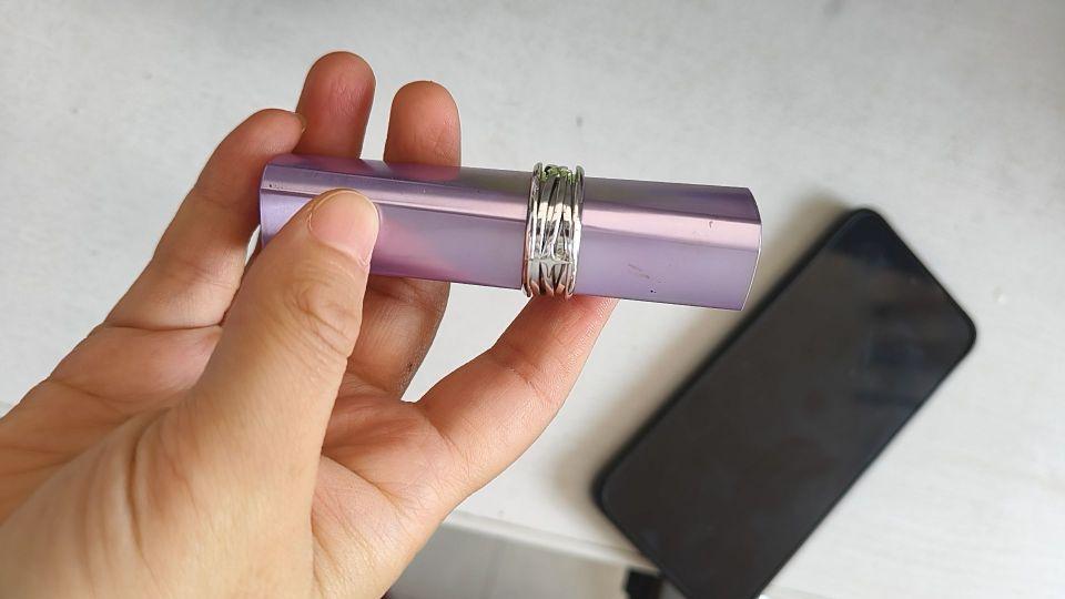 是否拔干:还是很润的 持久情况:持久效果还行 滋润度:挺好 颜色色号:肉桂色#我在抖音买买买