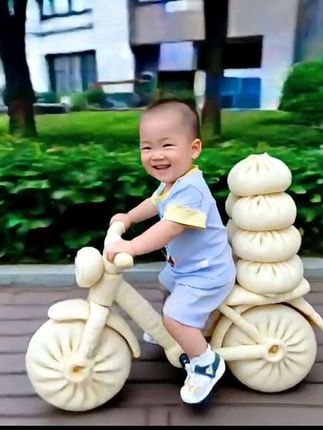萌娃骑着包子车#送包子给爷爷#也太可爱了吧