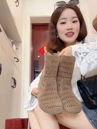 #洞洞靴 #软底软面穿上超舒服 #宝藏鞋子