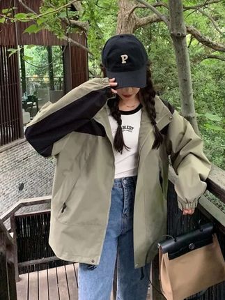 #休闲时尚穿搭#登峰纪冲锋衣套装#三合一可拆卸加绒加厚#防风洋气连帽休闲运动#多色可选