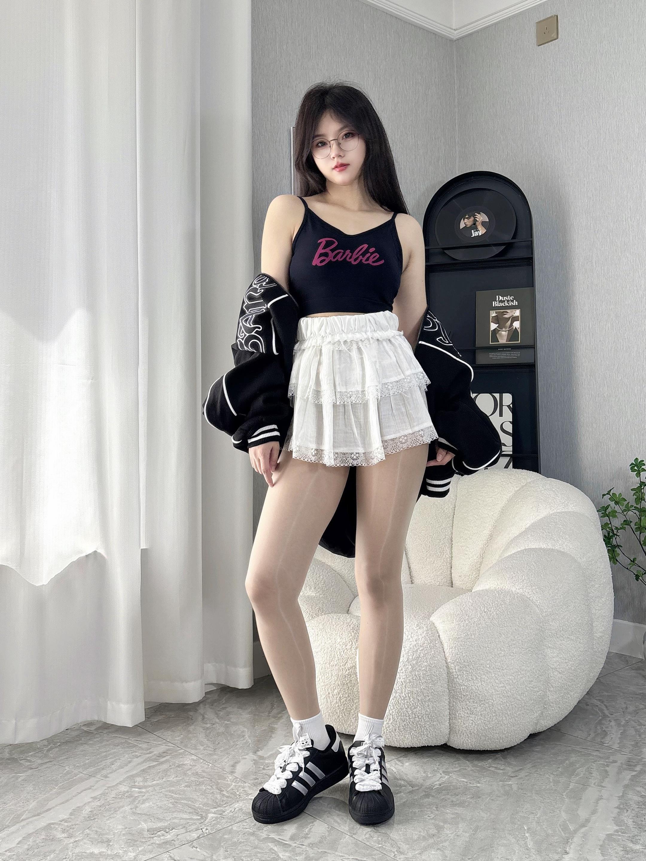 "我敢打赌你们男生键盘打出来mt都是美腿”#更多反差#蜜大腿#穿搭#向往的生活