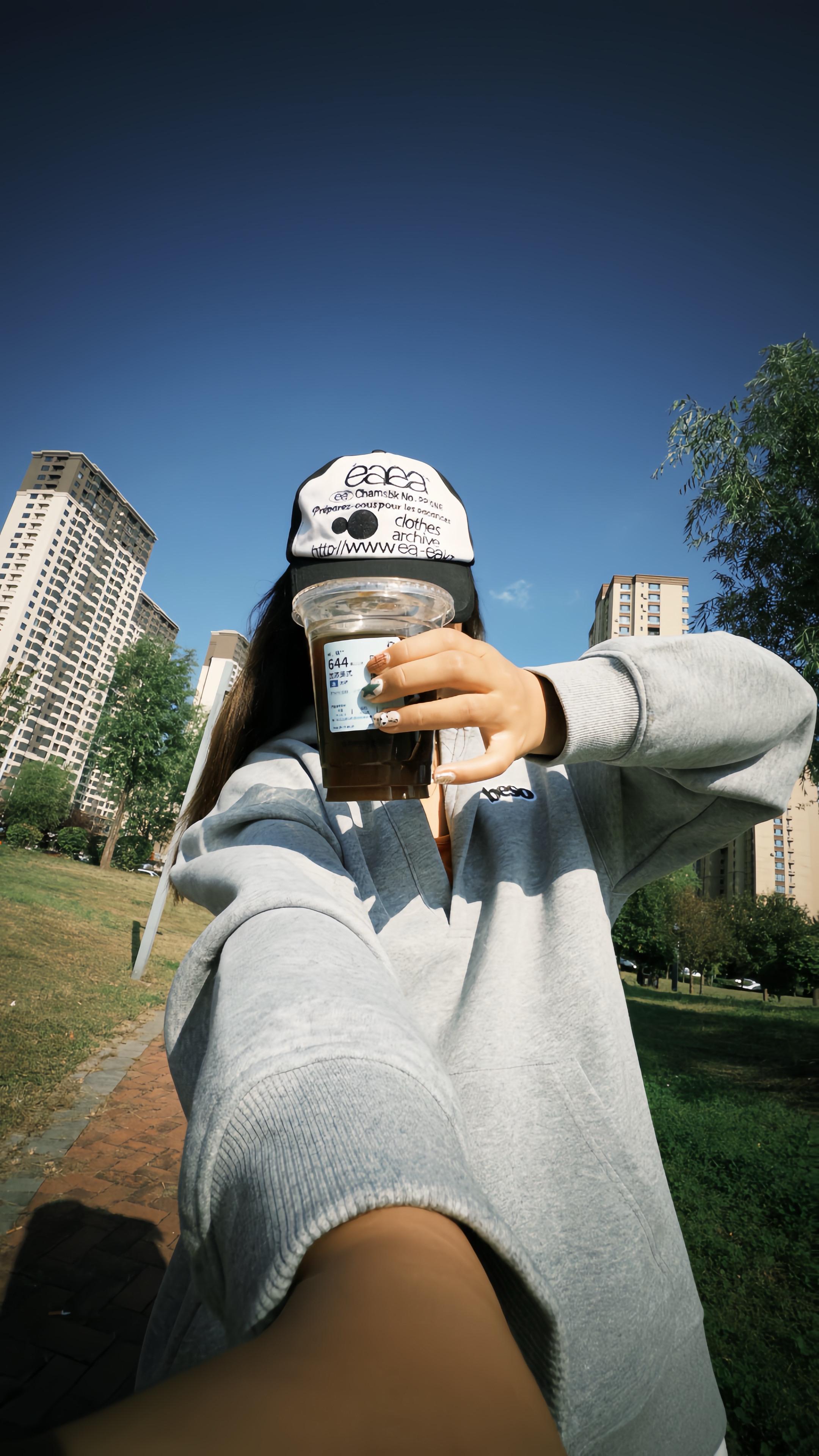 以前微信的灰色日期是我们见面的日子 现在是我们不再联系的证明