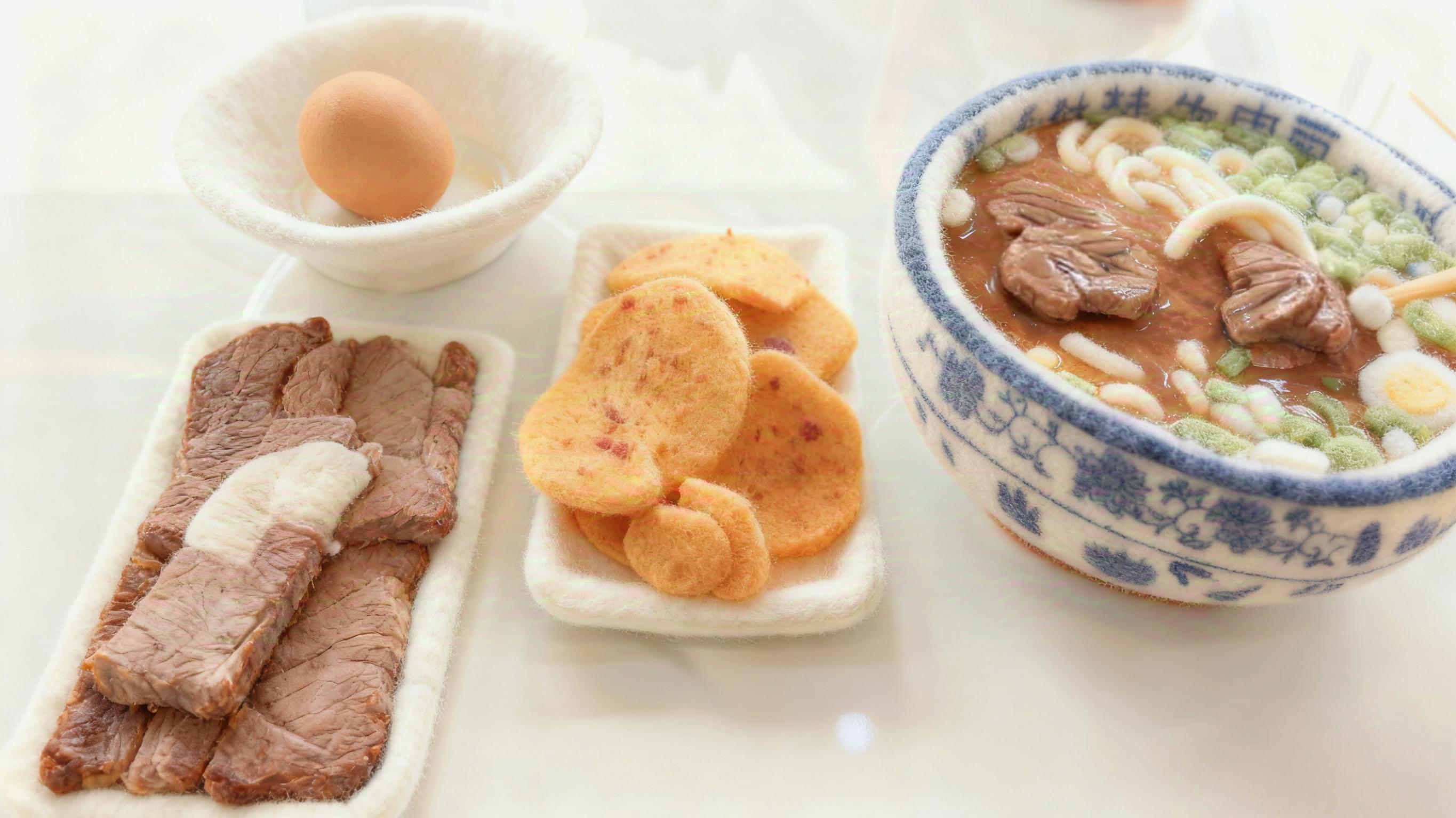 兰州牛肉面。#秦腔 #秦腔苦韵完整版 #兰州牛肉面#肉蛋双飞 下雨天牛肉面和秦腔更配哦