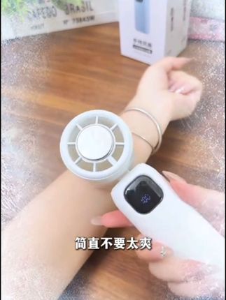 冰敷高速节能轻音迷你桌面手持USB充电大容量199档大风力小 风真的很大很大 让我错觉这是手持风扇吗 #小风扇 #冰敷小风炮#冰敷小风扇 #夏天必备神器