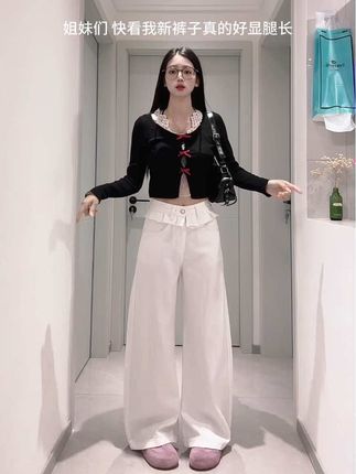 姐妹们 新款 真的绝#显高显瘦显腿长 #牛仔阔腿裤