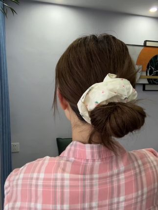 #大肠发圈 #草莓发圈 #丸子头#发型教程 #丸子头教程