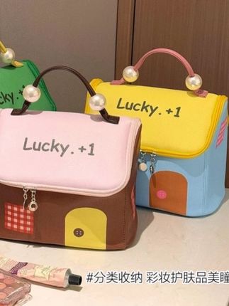 多巴胺高级感房子化妆包大容量分区手提防水洗漱包出差旅行收纳包#时尚美包 #强烈推荐 #高颜值 #大容量 #携带方便