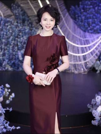 #晚宴礼服 #高定礼服 #礼服裙 #喜妈妈喜婆婆礼服 #高级感礼服