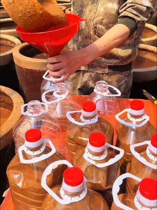 # 【厂家直发】兴优堂黄豆大酱笨大酱5斤桶装#舌尖上的味道 #东北大酱蘸万物 #快来一起尝个鲜