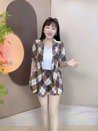 #气质穿搭 #谁穿谁好看 #视频同款
