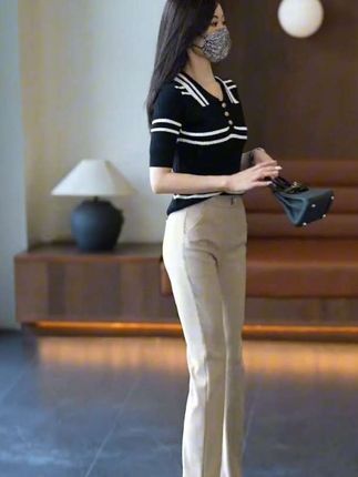 #显瘦裤子 #潮流女裤 #微喇裤 #穿出大长腿 #百搭神裤 @电商小助手