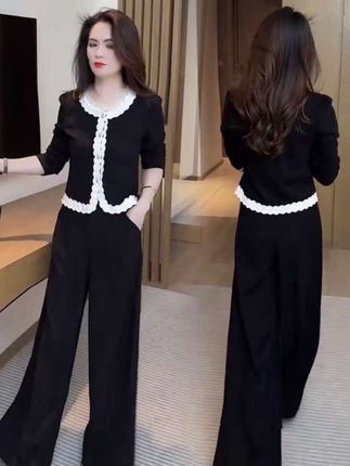 时尚潮流百搭精品女装#早秋穿搭公式来了,#轻松解锁秋季穿搭#早秋姐穿搭气质顶满#早秋不费力显贵穿搭#高个子女生的早秋穿搭