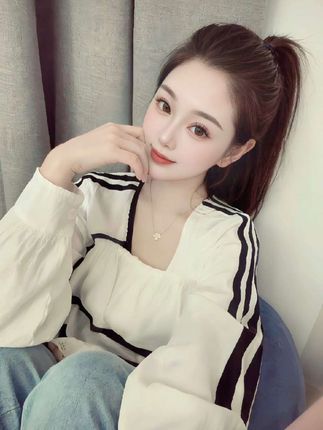 #洋气减龄时尚套装#遮肉显瘦#优雅大方#穿出自信穿出美丽#在最美的年纪做最好的自己