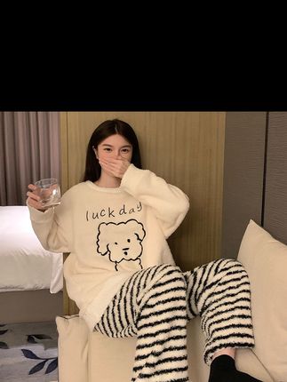 软萌小狗睡衣女秋冬季加厚软绵绒宽松保暖长袖少女外穿家居服套装#睡衣女 #珊瑚绒睡衣 #睡衣家居服