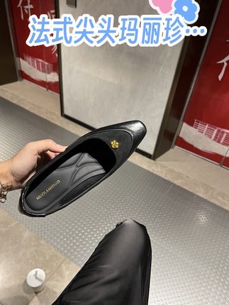 啊啊啊!忍不住再发一遍!今年爆火的#法式玛丽珍 !不掉跟!不磨脚!洋气又百搭!!!#玛丽珍