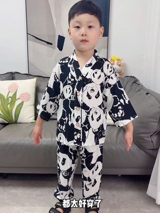 天热就给孩子穿这种 舒服又凉快的棉绸家居服,面料轻薄透气自带凉感,就像行走的小空调太舒服了。关键这么好的品质到手才这个价,妈妈们闭眼冲#儿童睡衣 #睡衣家居服 #儿童家居服 #轻薄透气