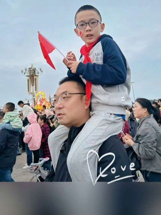 #国庆节带萌娃去#北京天安门看升国旗 #旅游景点打卡 #走个库存 #谢谢爷爷奶奶的关注……