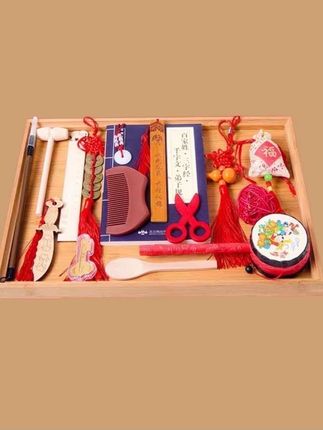 抓周道具用品全套龙宝婴儿仪式装饰男宝地毯女一周岁布置抓阄摆件