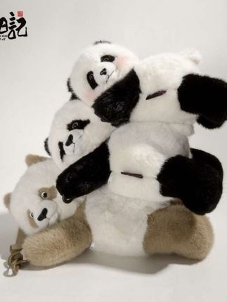 熊猫毛绒趴趴包斜挎包单肩可爱仿真七仔花花赵雅芝同款实用百搭 #玩具推荐#毛绒公仔#毛绒玩具#网红玩具 #儿童斜挎包