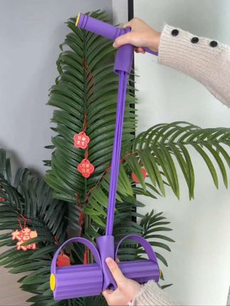 6管脚蹬拉力器,加粗设计更耐用!管家必备,多功能辅助你做仰卧起坐,轻松收腹!适合家用,小巧不占地方,让你随时随地锻炼!快来试试吧!#健身神器 #家庭健身 #仰卧起坐辅助 #收腹神器 #脚蹬拉力器