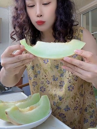 甘肃银蒂蜜瓜,软糯香甜,果肉细腻,太好吃了
