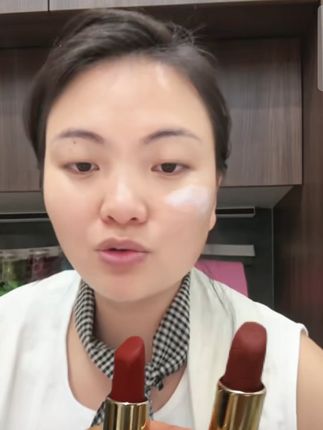 卡妈谈了好久才谈下来的价格,欧特兰丝绒哑光口红,不沾杯,不掉色不拔干,超好用#自用好物推荐 #好东西一起分享 #口红#上热搜