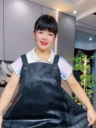 防水防油污,天气降温了,经常在水边工作的朋友们赶紧安排起来,质量非常好,久穿不开胶 不起皮,天冷了也不会变硬!#男女同款#防水围裙 #超实用#价格实惠